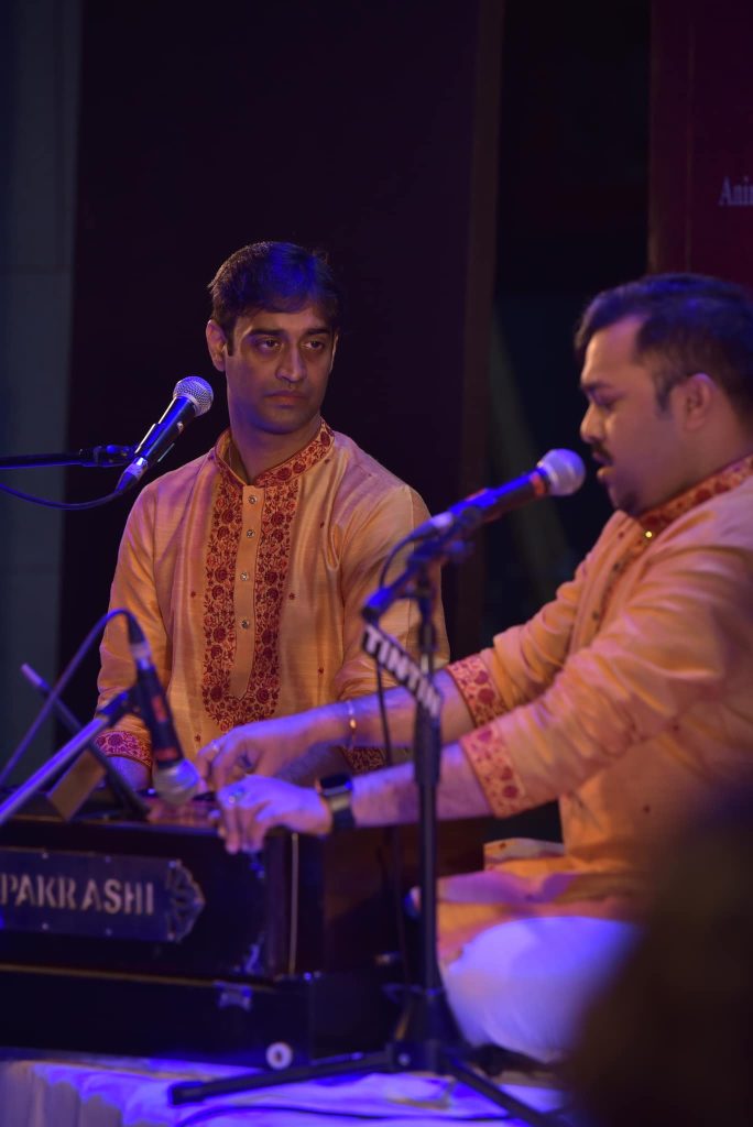 Anirban Das & Diptom Sinha Biswas